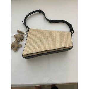 urban expressions purse Small Clutch With A Short Black Handle Giraffe Key Chain